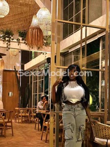 Ads Belle et sexy catalina