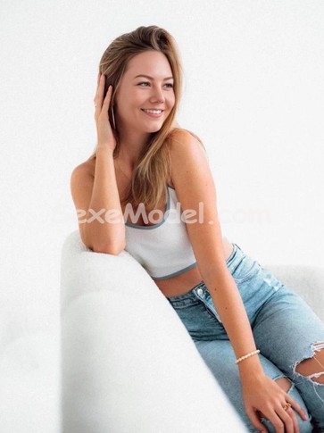 Ads Sylvia
